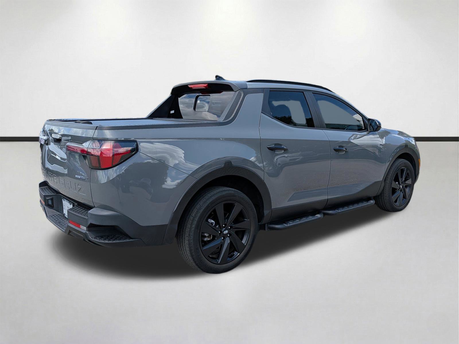 Used 2023 Hyundai Santa Cruz Night AWD/4WD image 4