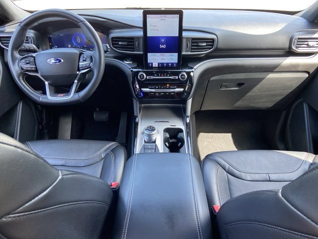 Used 2022 Ford Explorer ST w/ Equipment Group 401A AWD/4WD image 13