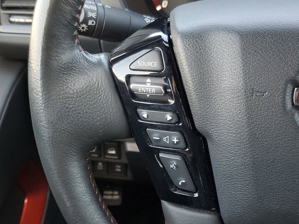 Used 2024 Nissan Frontier PRO-4X image 16
