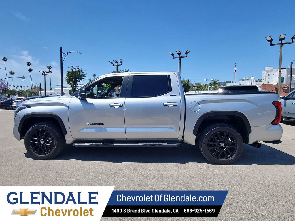 Used 2025 Toyota Tundra Limited AWD/4WD image 15