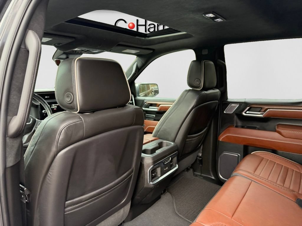 Used 2023 GMC Sierra 1500 Denali Ultimate AWD/4WD image 3