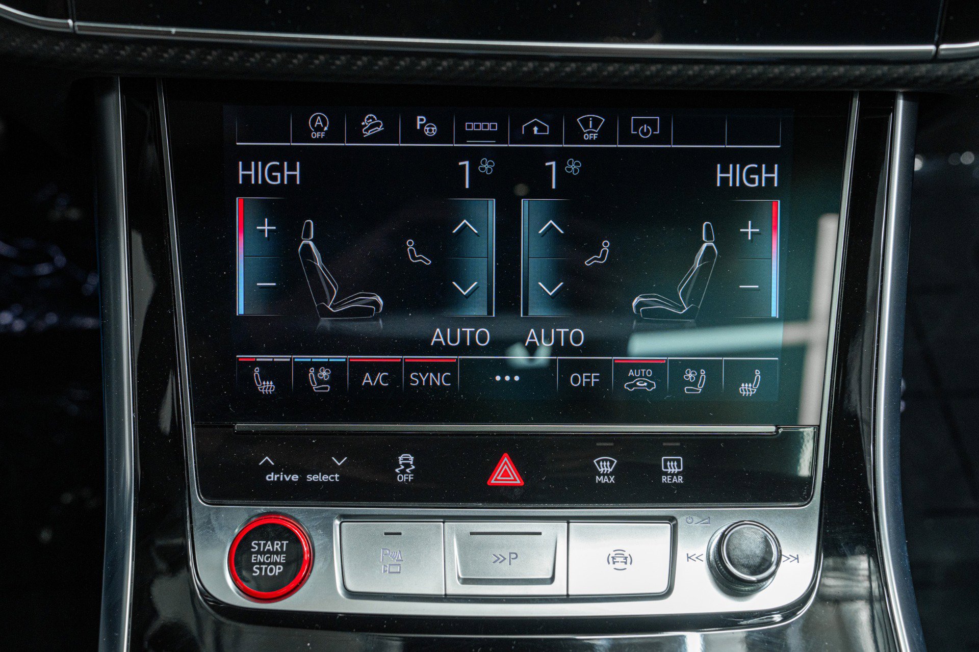 Used 2024 Audi SQ8 Prestige AWD/4WD image 27