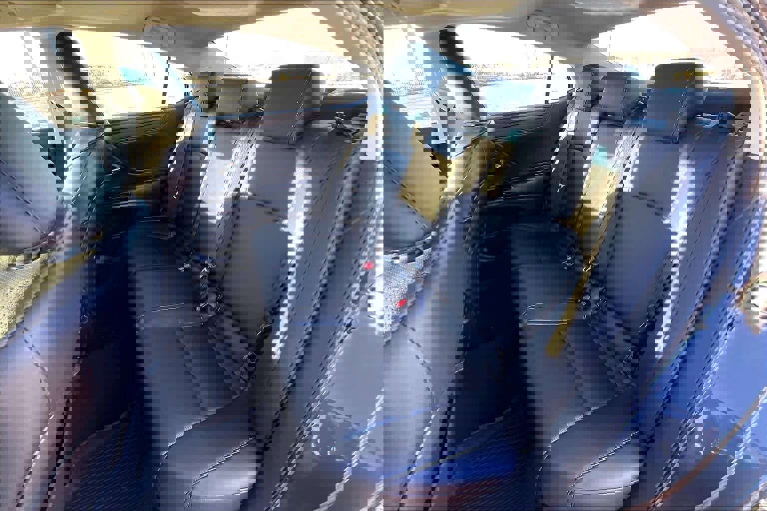 Used 2025 Lexus ES 350 w/ Premium Package image 19