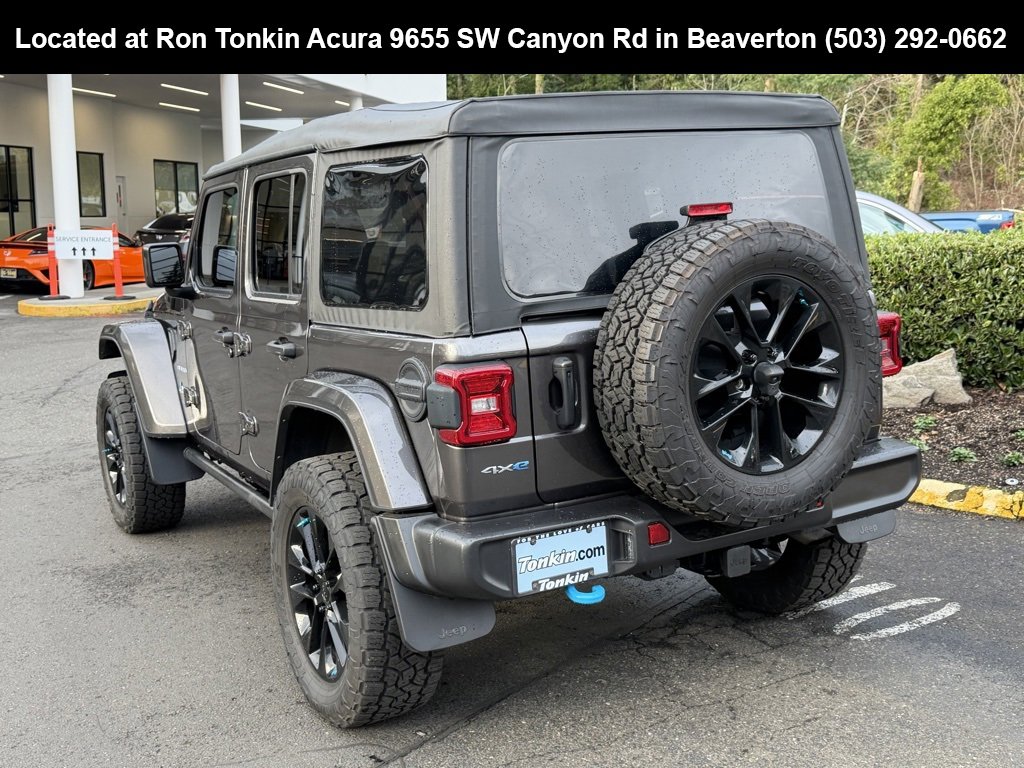 Used 2022 Jeep Wrangler Unlimited Sahara 4xe image 6
