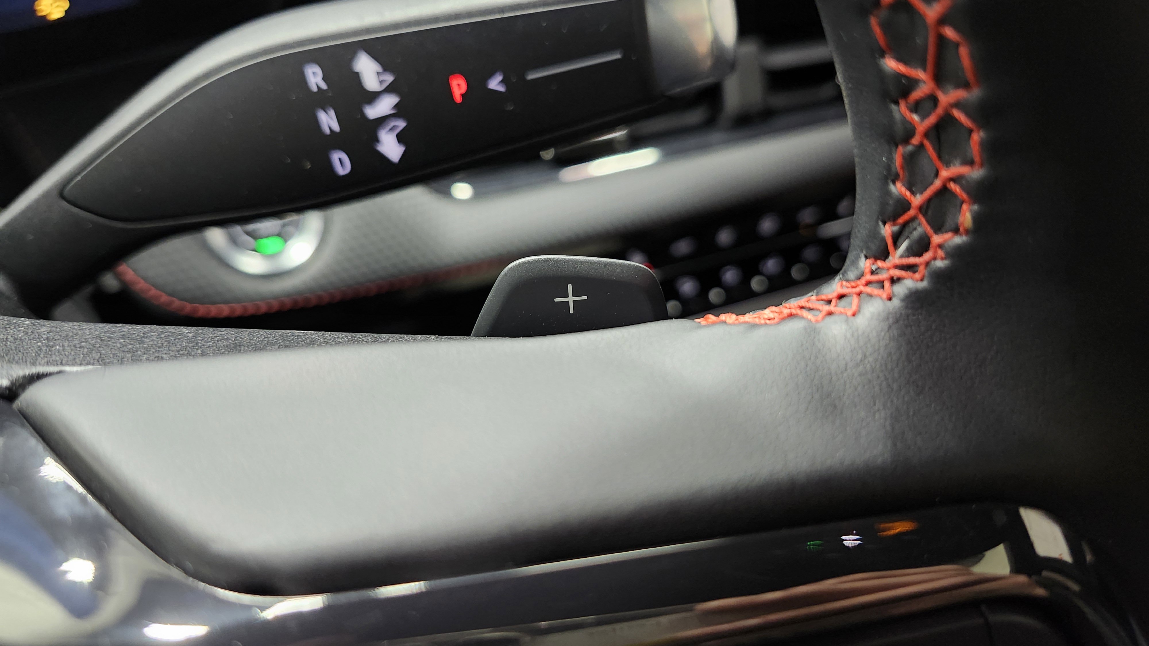 Used 2025 Chevrolet Equinox RS w/ Safety and Technology Package image 7