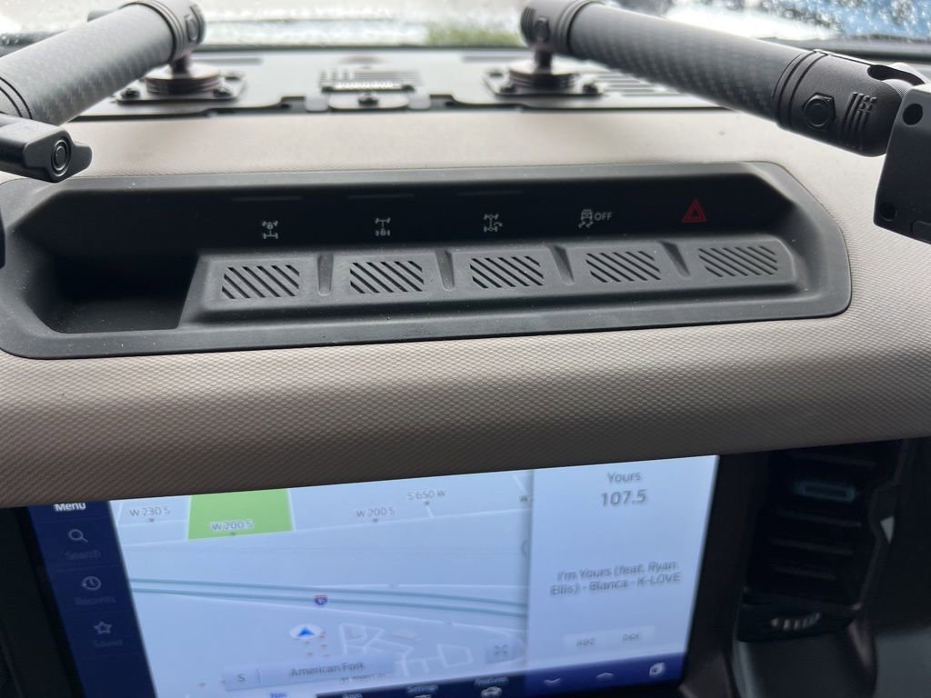 Used 2022 Ford Bronco Wildtrak image 16