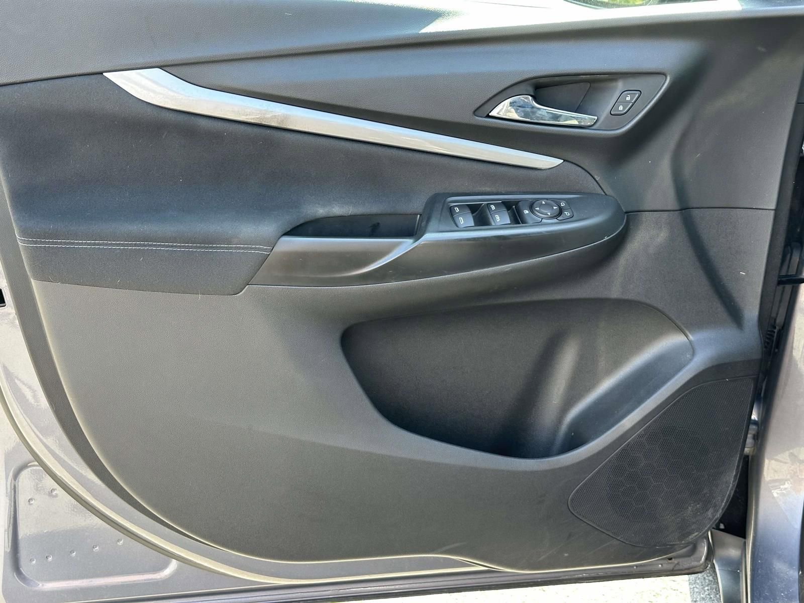 Used 2023 Chevrolet Bolt EUV LT w/ Driver Confidence Package FWD image 20