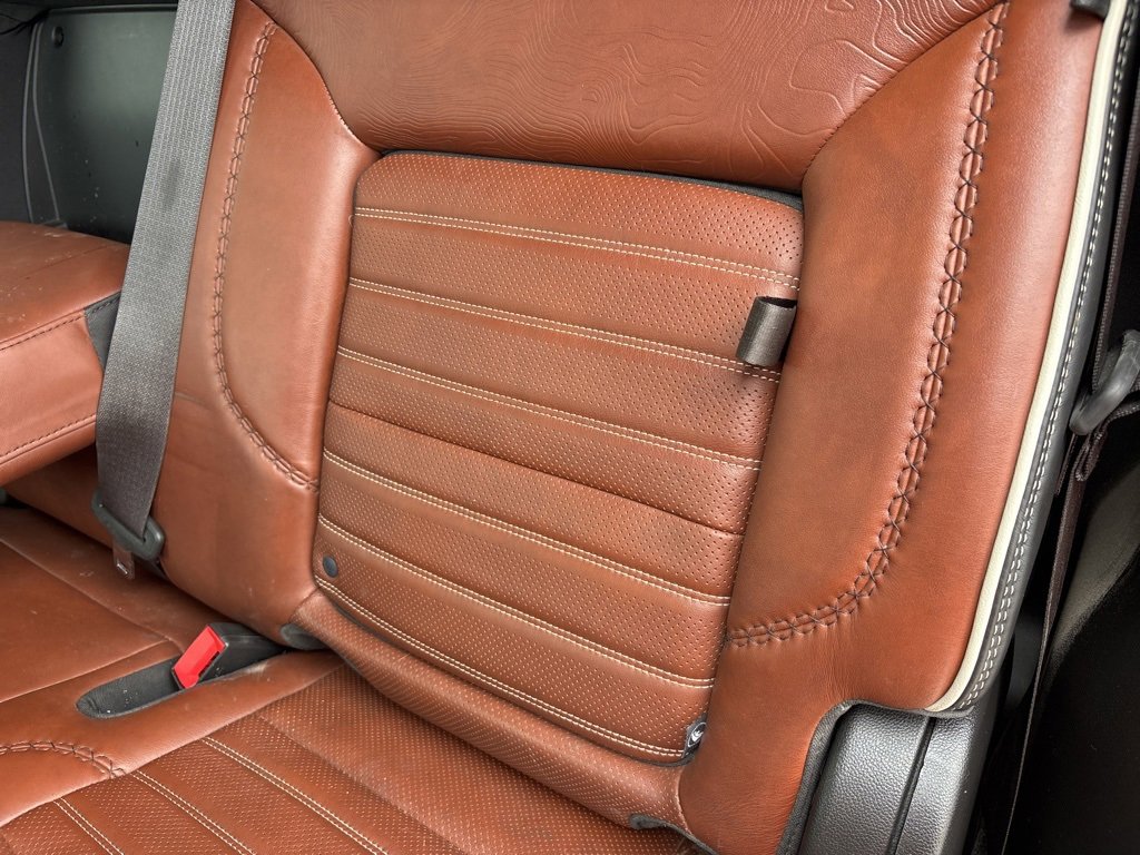 Used 2024 GMC Sierra 3500 Denali Ultimate image 38