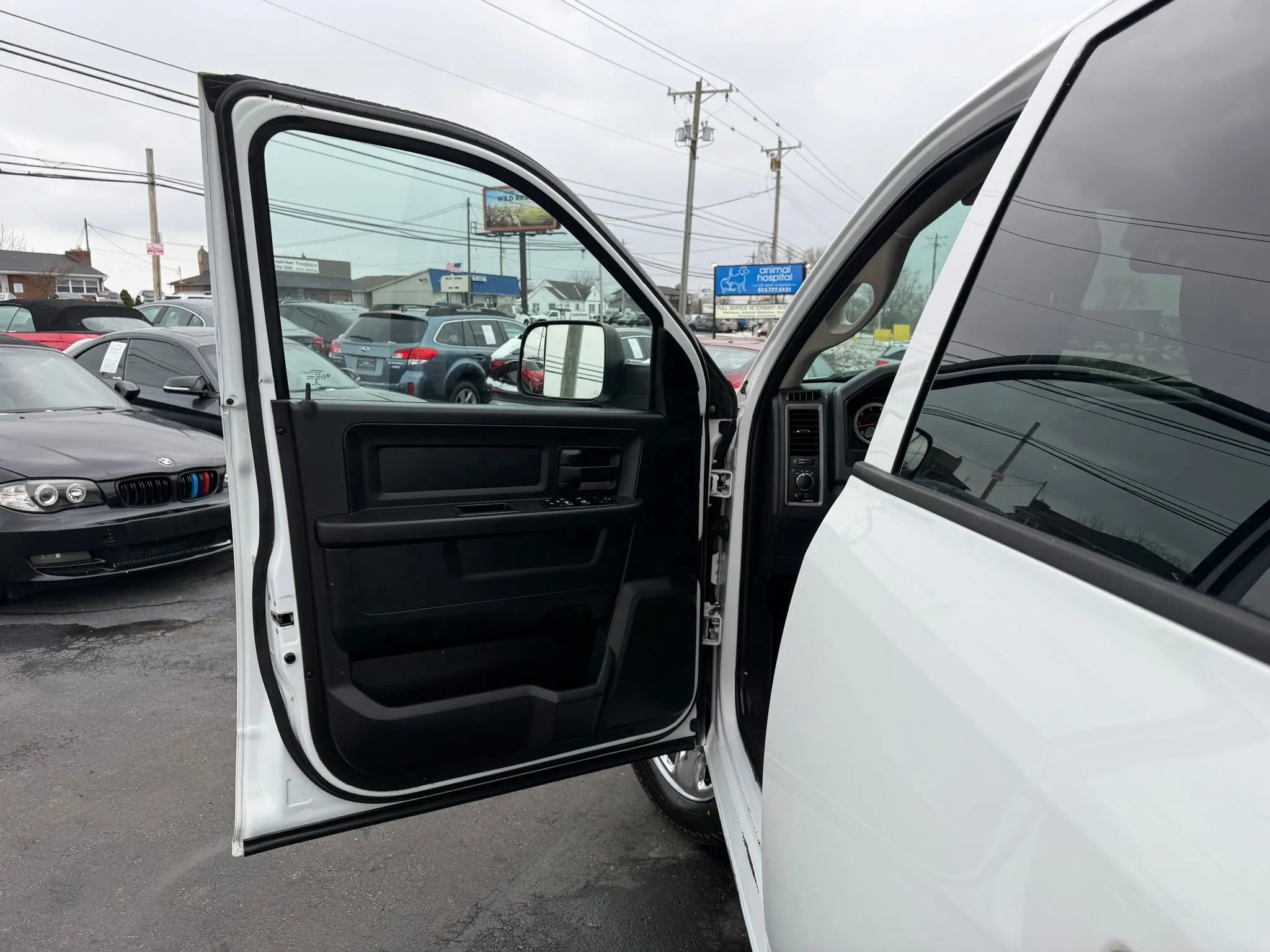 Used 2017 RAM 3500 Tradesman w/ Chrome Appearance Group image 29