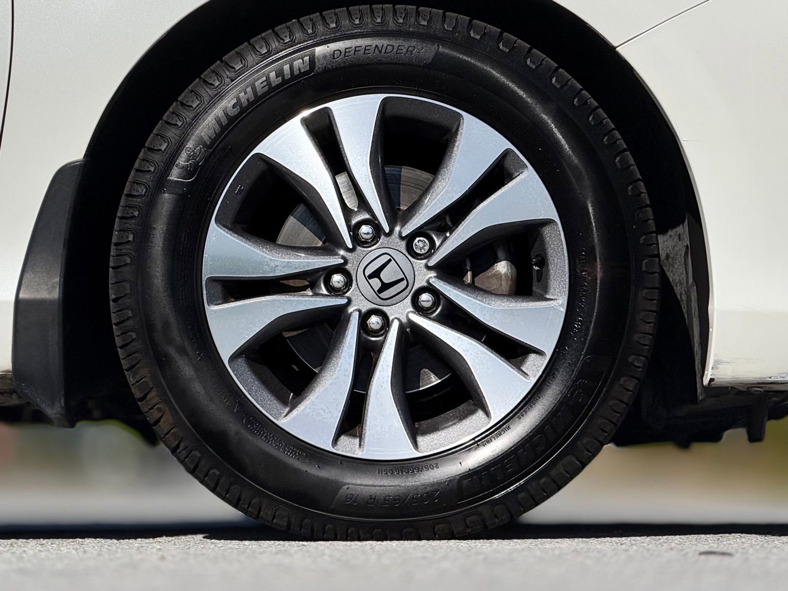 Used 2013 Honda Accord LX image 21