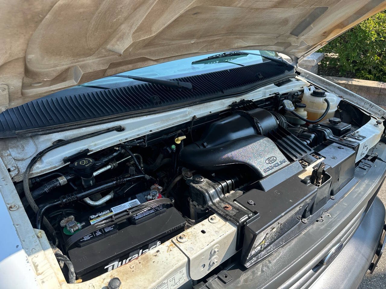 Used 2003 Ford E-150 and Econoline 150 RWD image 11