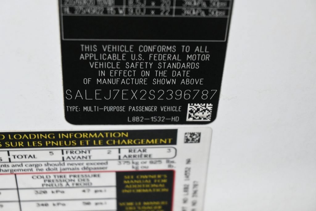Used 2025 Land Rover Defender 110 S AWD/4WD image 19