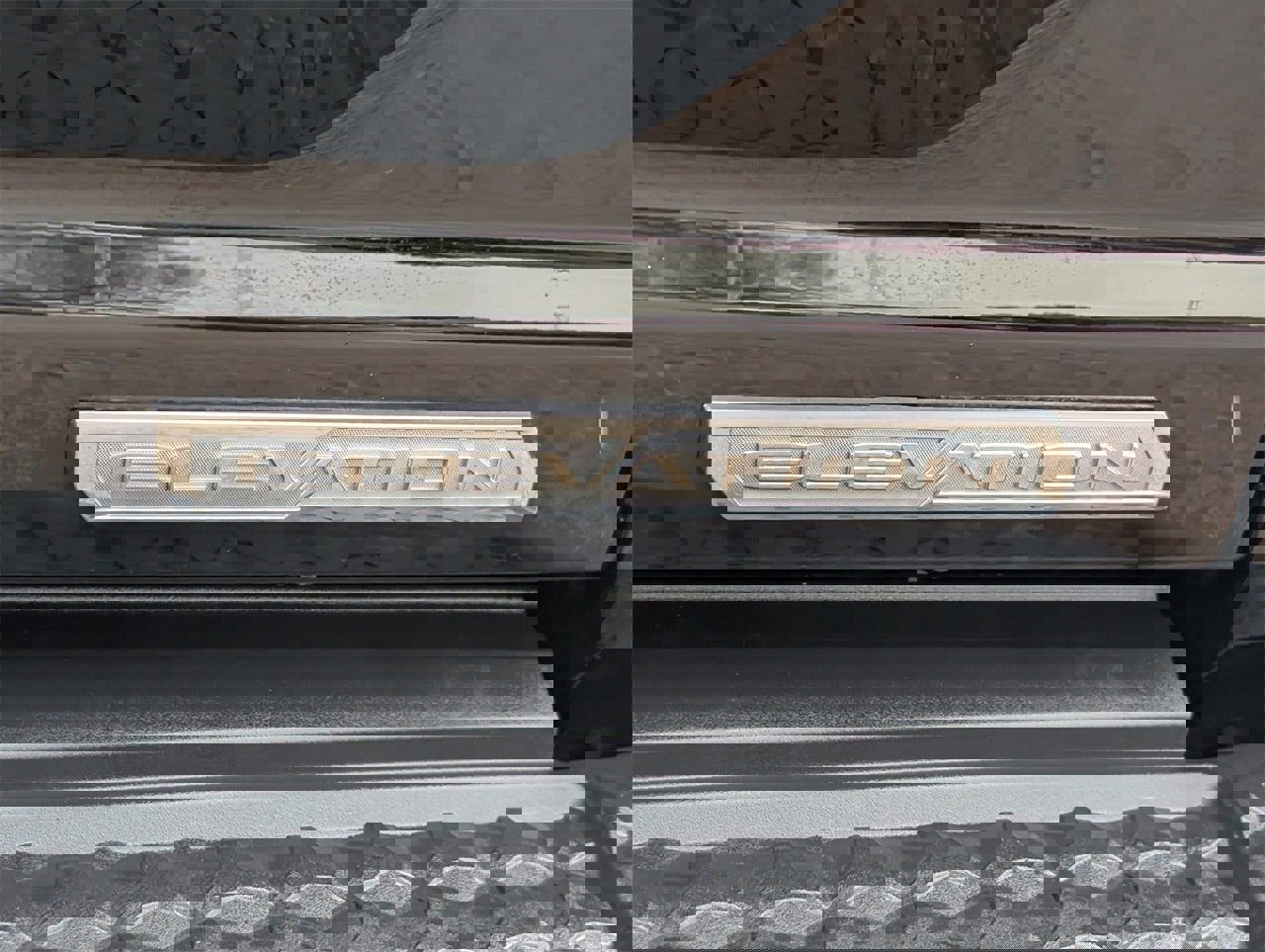 Used 2024 GMC Canyon Elevation w/ Convenience Package image 8