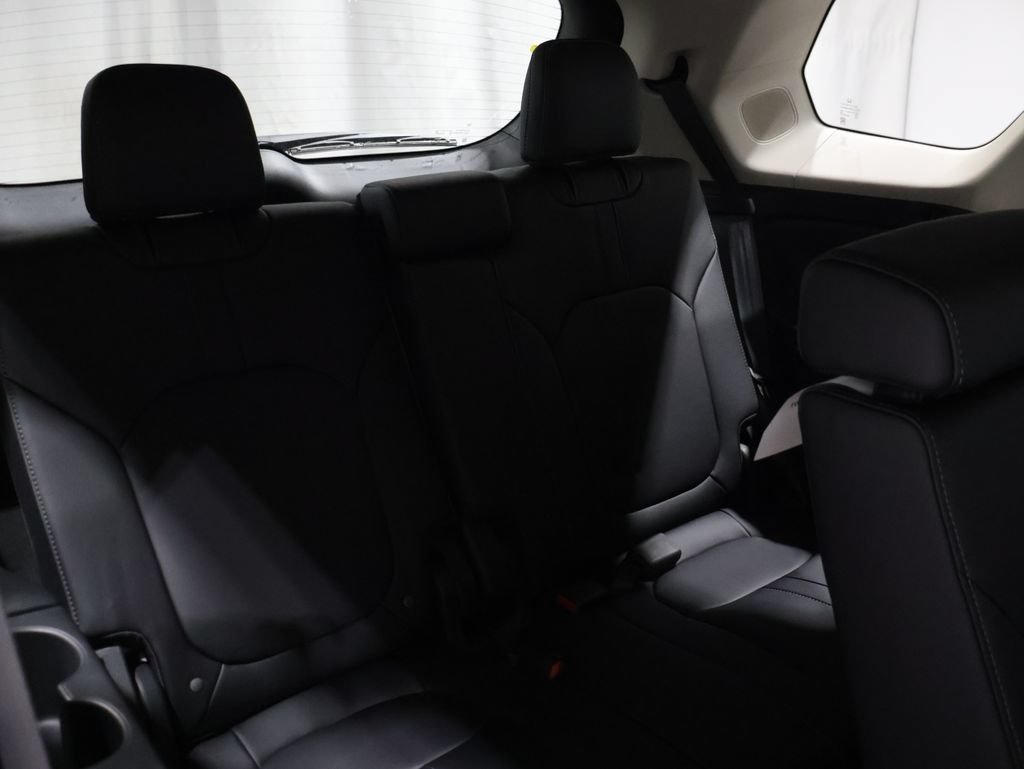 New 2026 Honda Pilot Touring image 16
