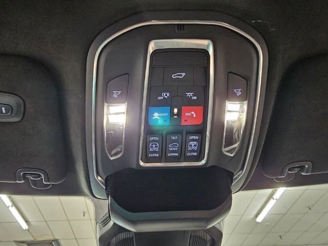 Used 2024 Jeep Wagoneer Launch Edition image 24