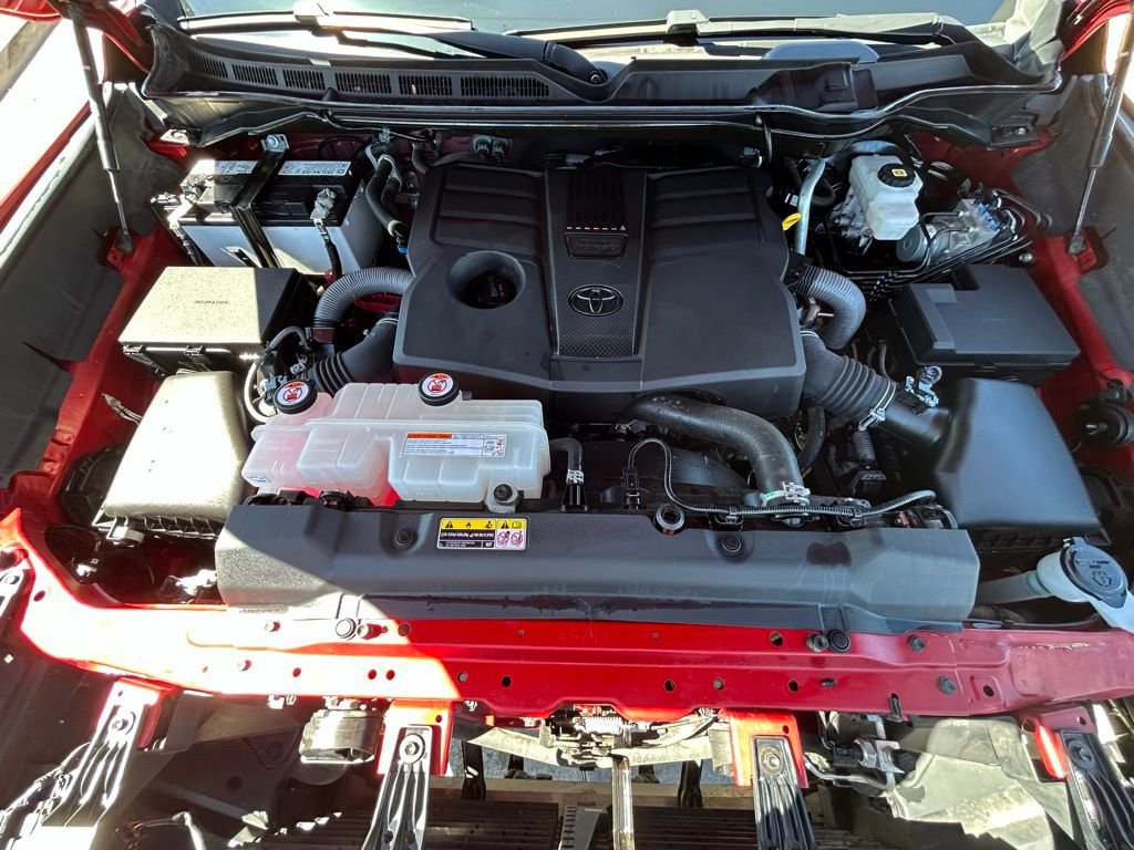 Used 2022 Toyota Tundra SR5 w/ TRD Off-Road Package image 32