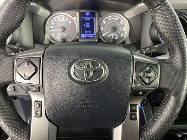 Used 2018 Toyota Tacoma SR5 AWD/4WD image 14