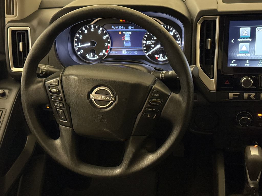 Used 2025 Nissan Frontier SV RWD image 13