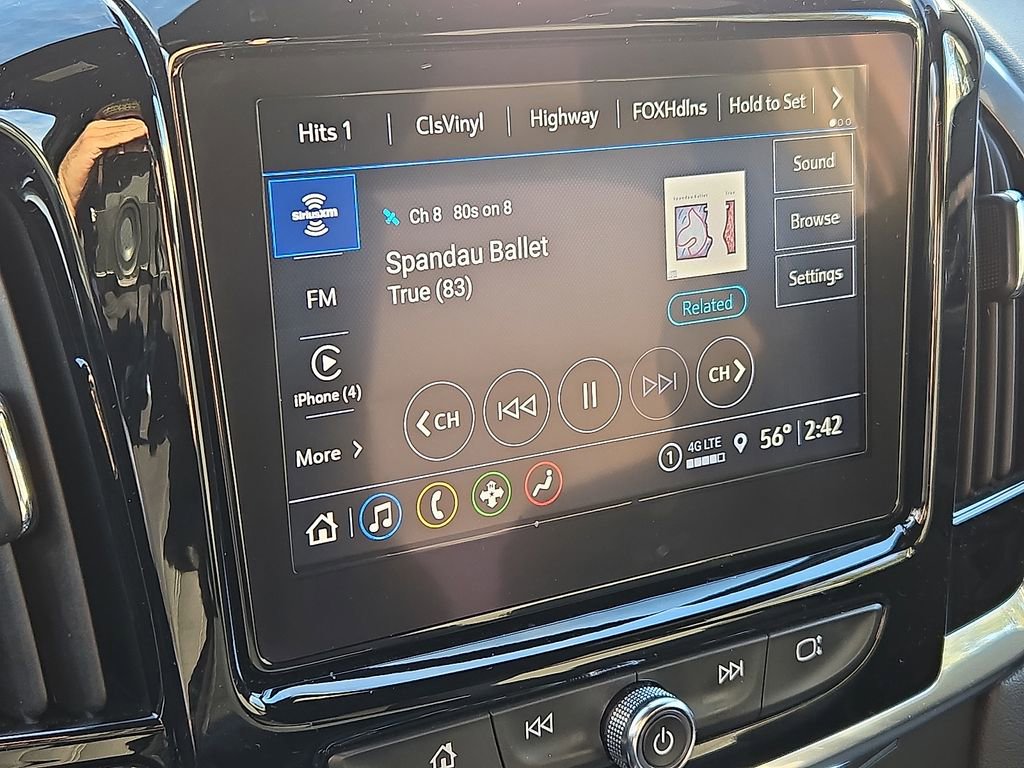 Used 2023 Chevrolet Traverse LT image 22