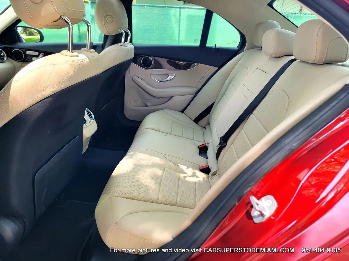 Used 2018 Mercedes-Benz C 300 Sedan image 47