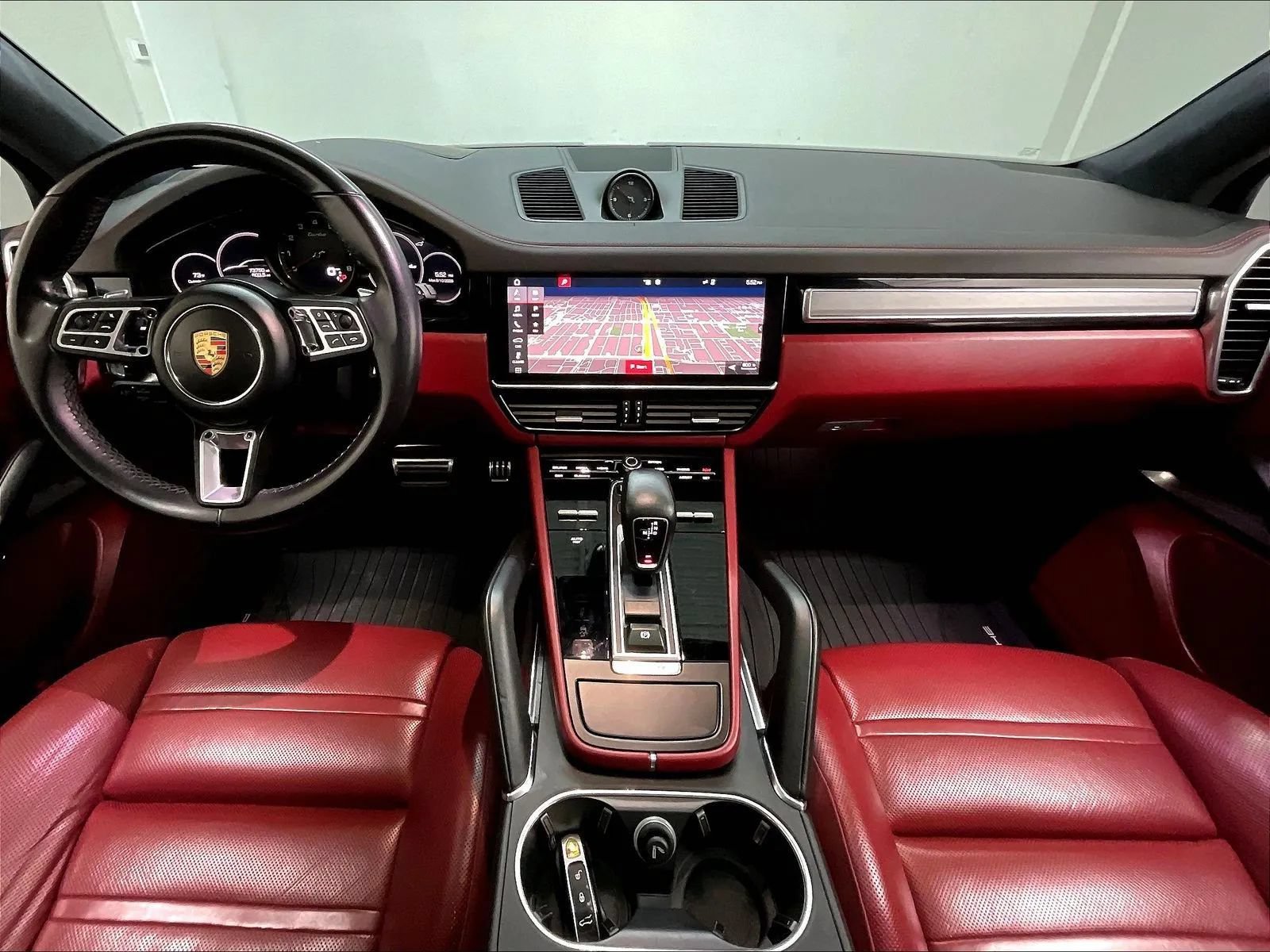 Used 2019 Porsche Cayenne Turbo AWD/4WD image 2