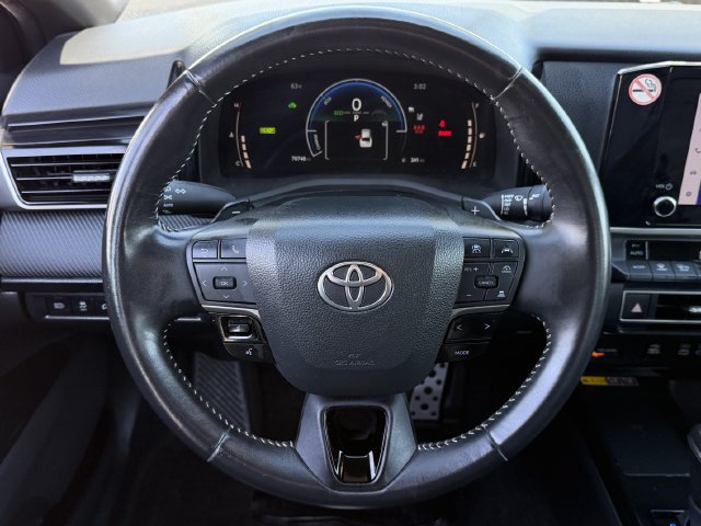 Certified 2025 Toyota Camry SE FWD image 12