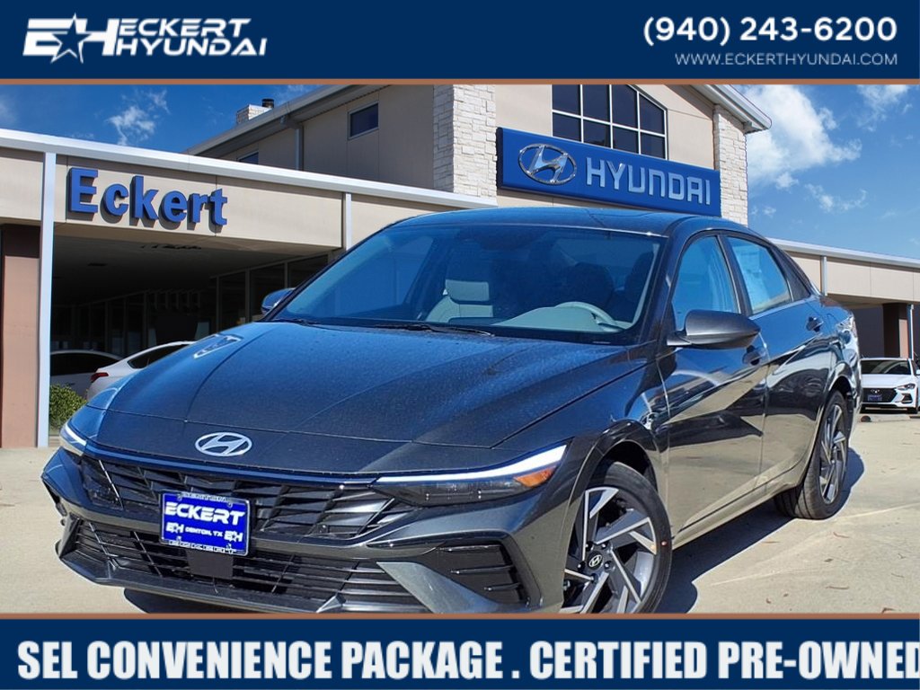 Certified 2025 Hyundai Elantra SEL image 1