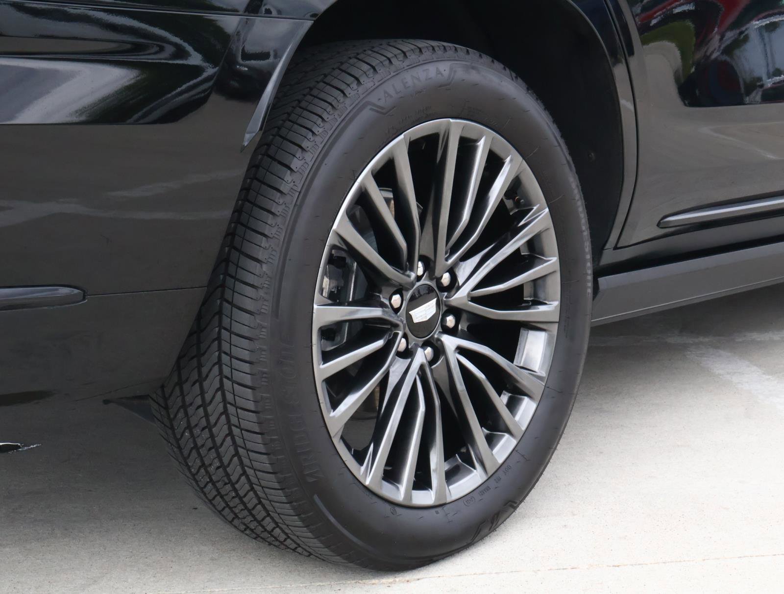 Used 2025 Cadillac Escalade Sport Platinum image 12