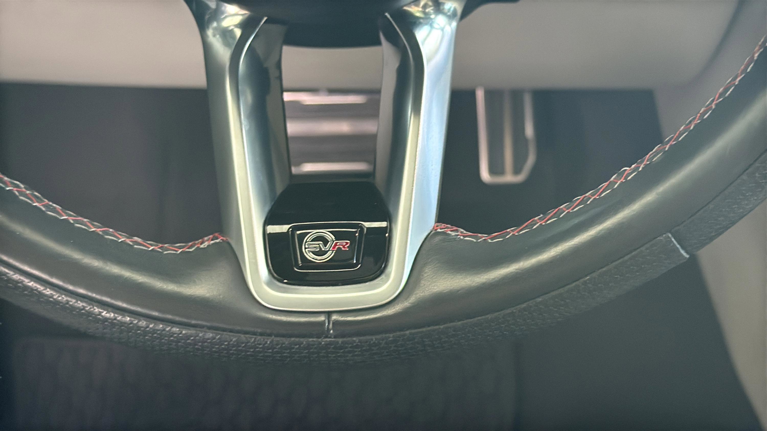 Used 2022 Jaguar F-PACE SVR AWD/4WD image 38