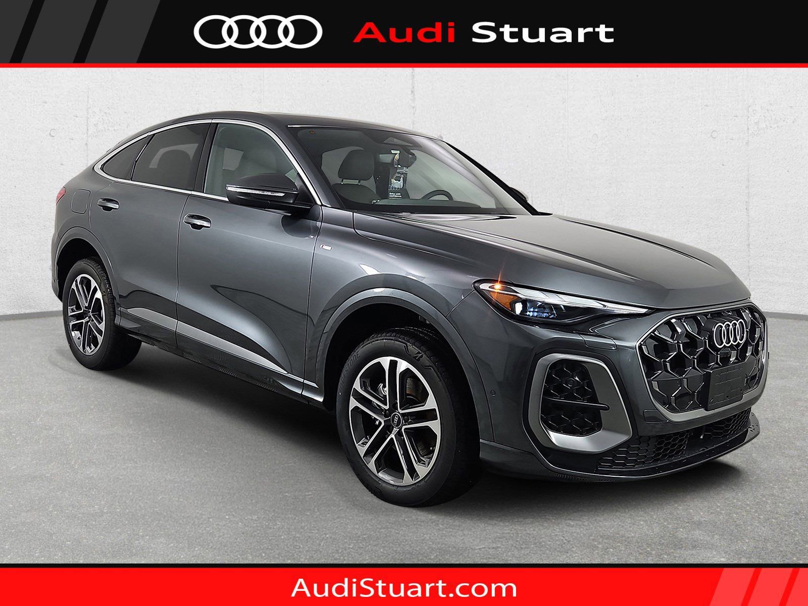 New 2026 Audi Q5 Premium AWD/4WD 360° Tour