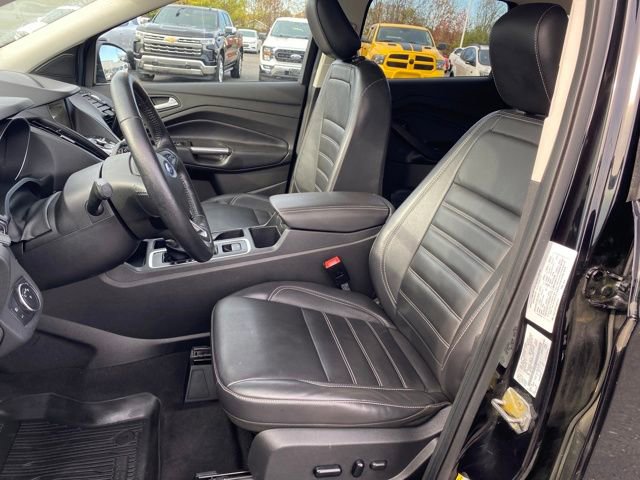 Used 2019 Ford Escape Titanium image 14