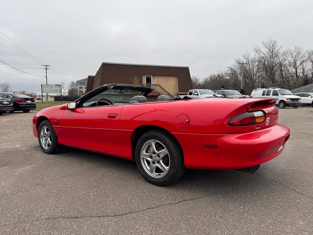 Used 1998 Chevrolet Camaro Z28 image 10