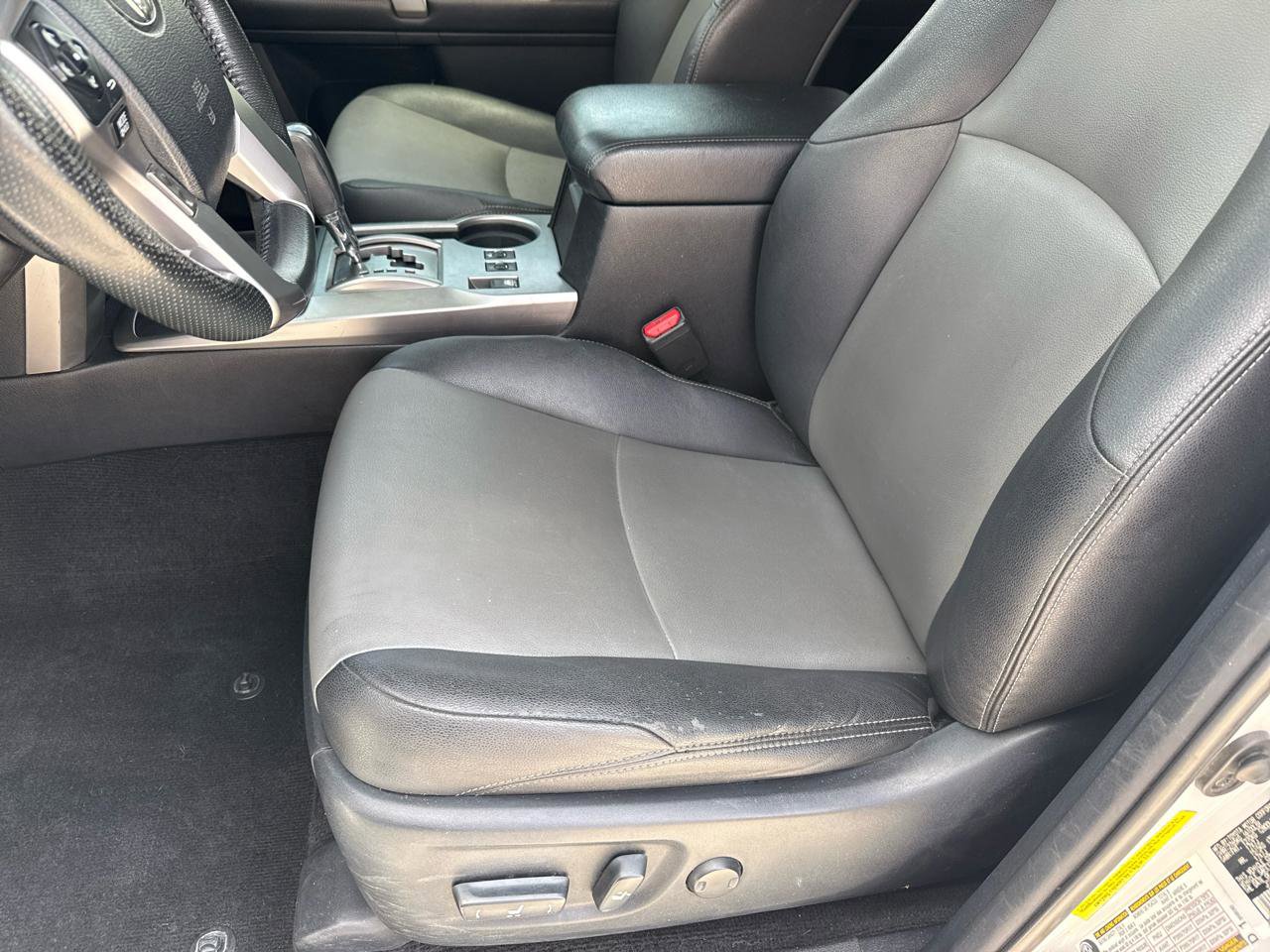 Used 2014 Toyota 4Runner SR5 Premium RWD image 28