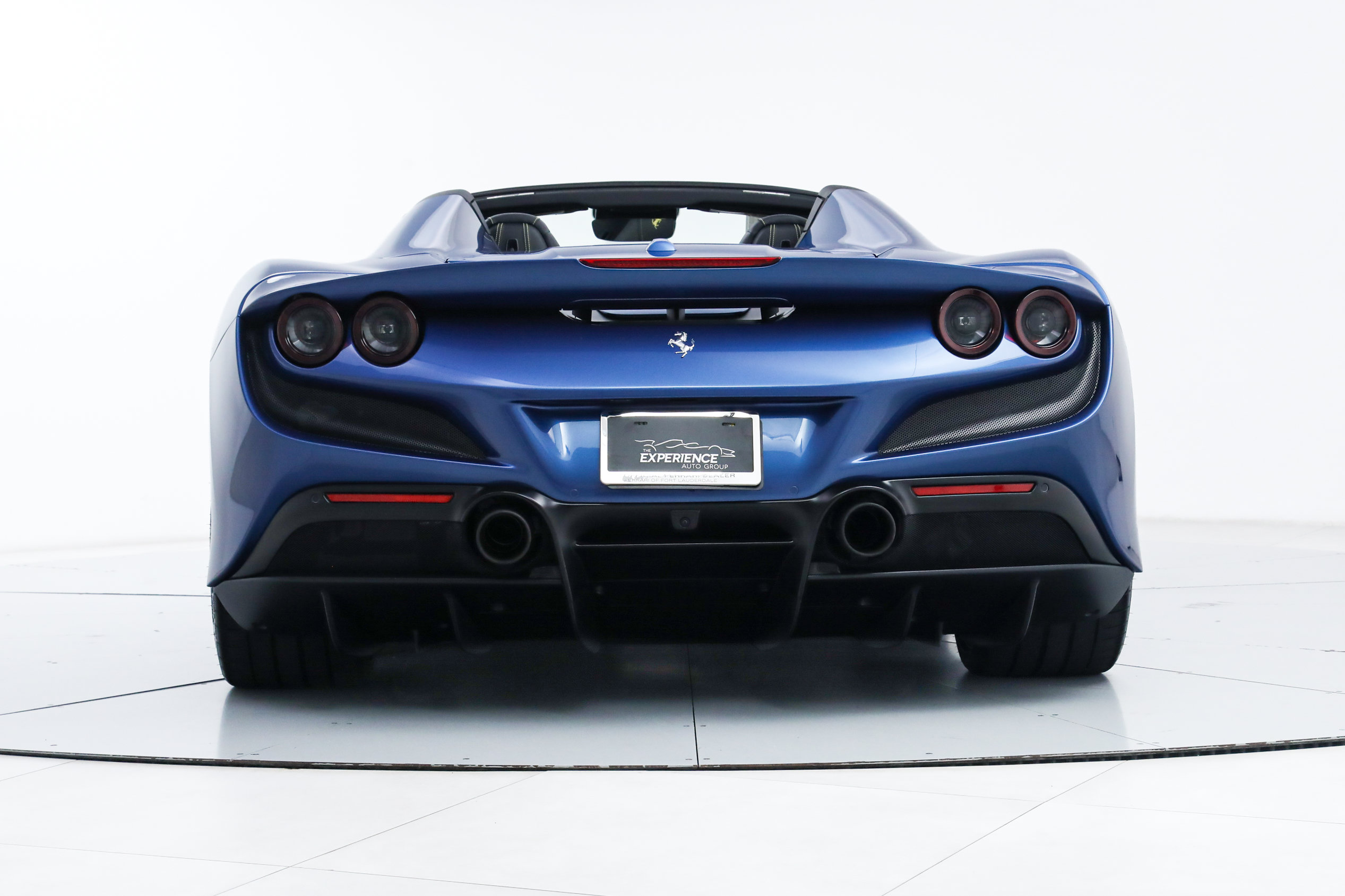 Certified 2023 Ferrari F8 Tributo RWD image 9