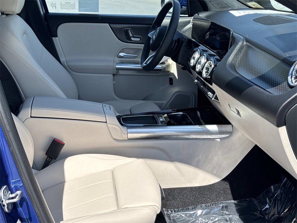 Used 2025 Mercedes-Benz GLA 250 GLA 250 image 27