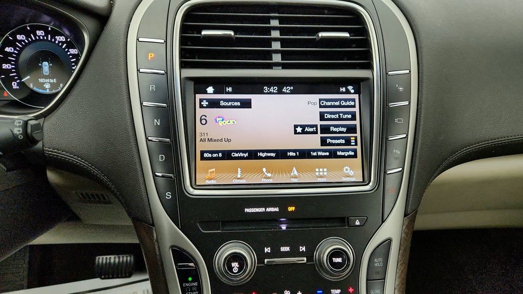 Used 2016 Lincoln MKX Reserve w/ Technology Package image 19