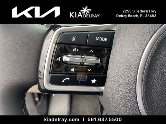 New 2026 Kia Carnival LXS image 18