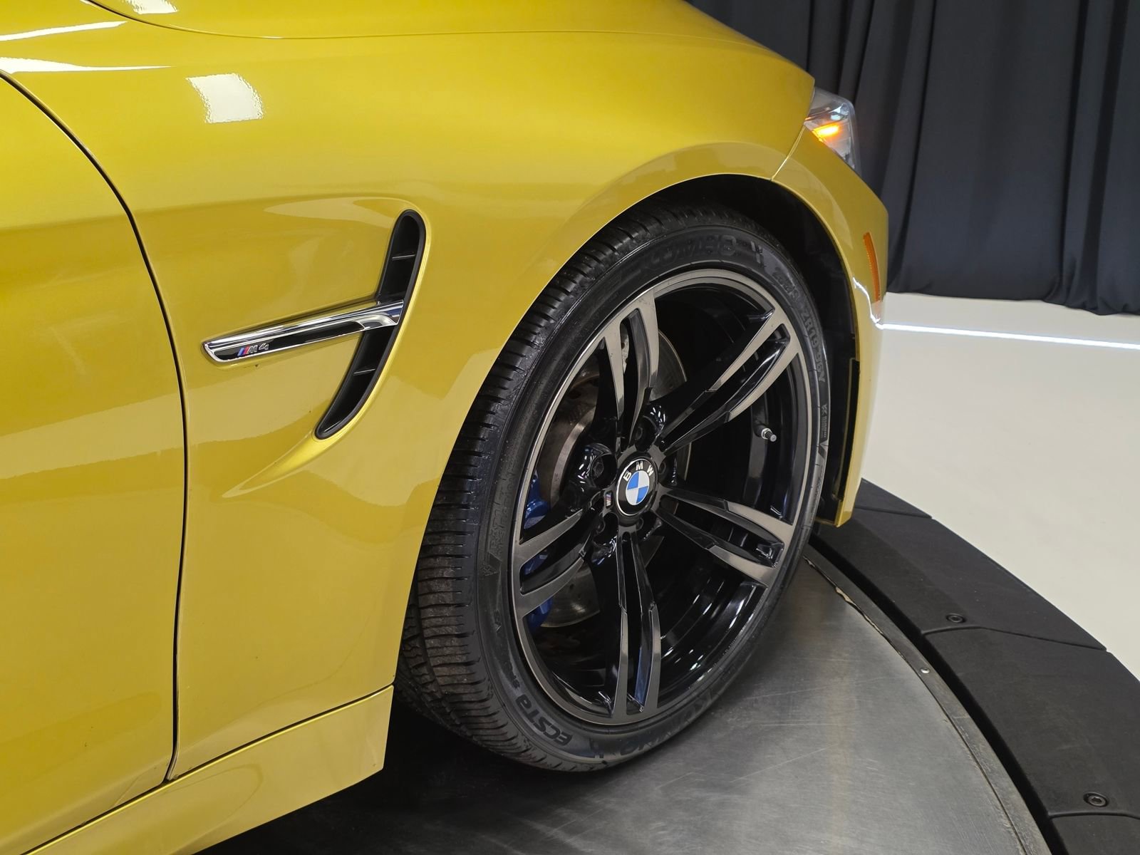 Used 2015 BMW M4 Coupe image 45