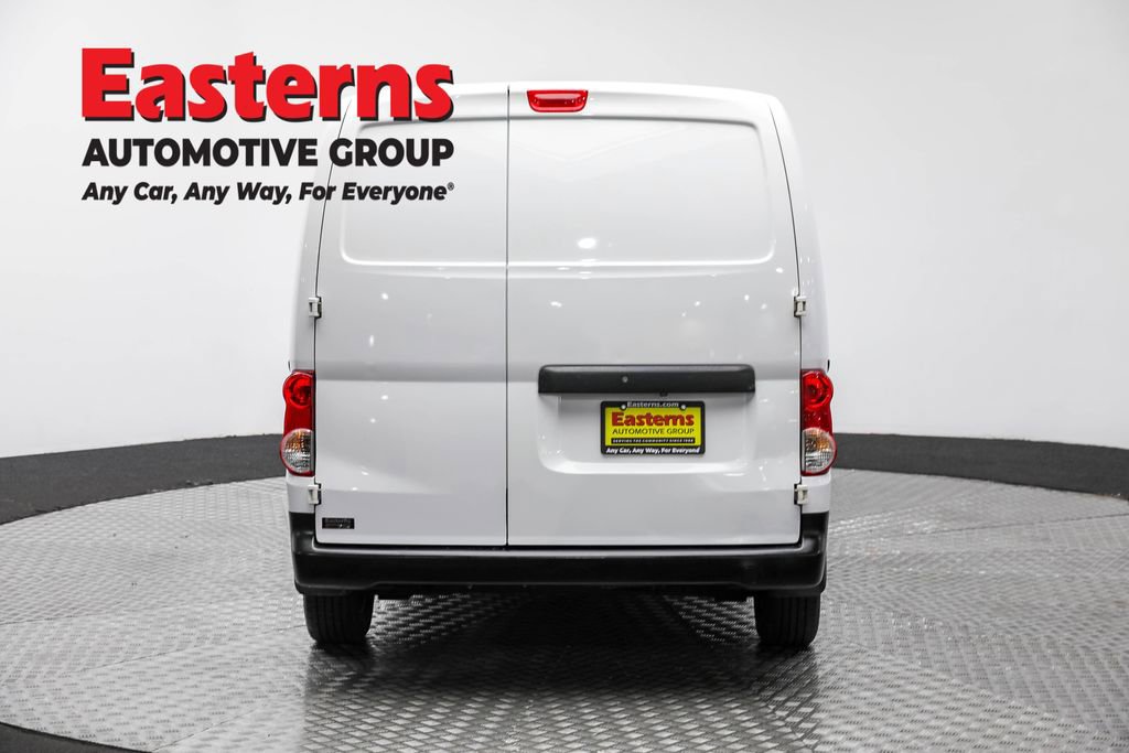 Used 2021 Nissan NV200 S image 6