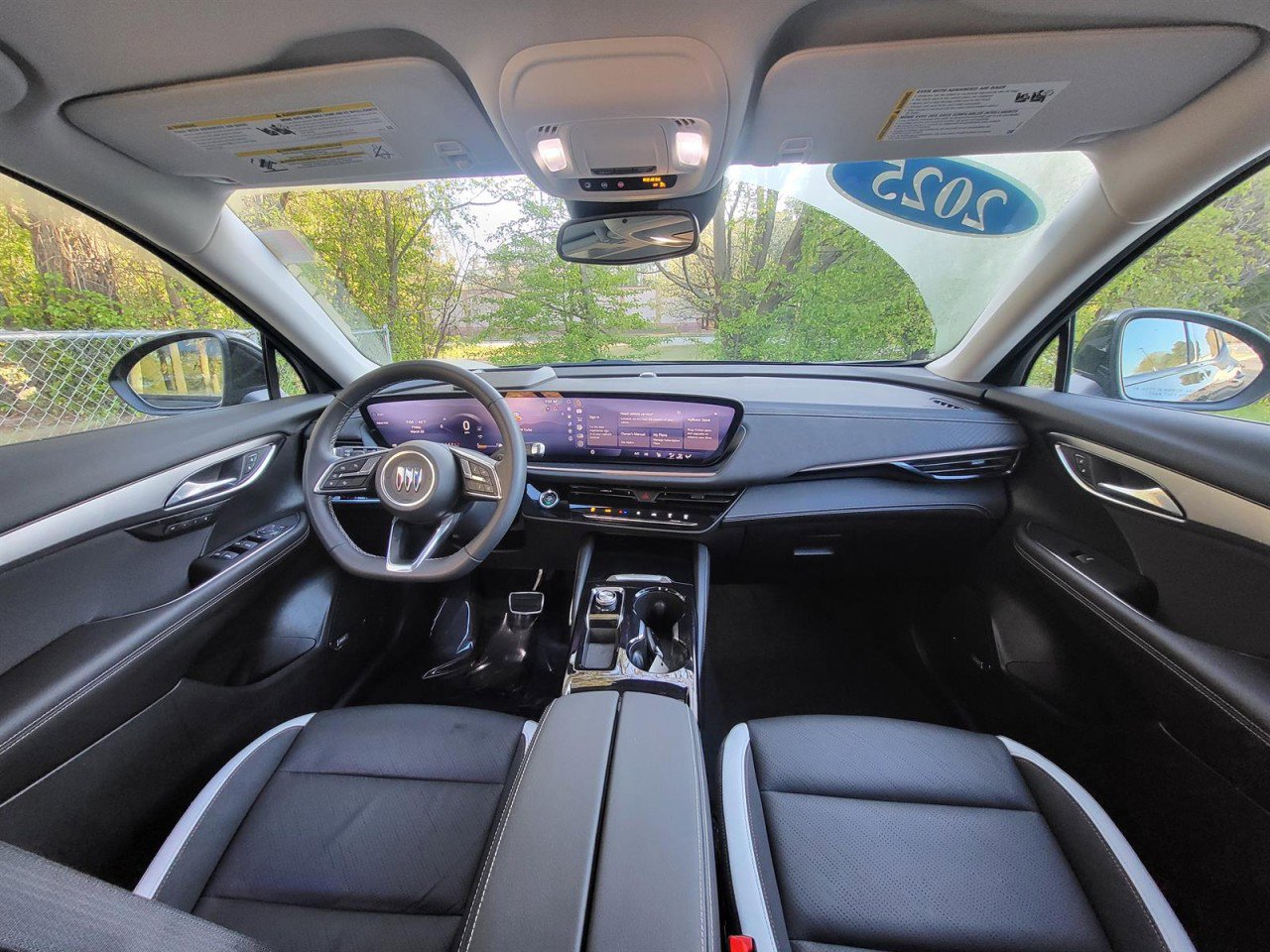 Used 2025 Buick Envision Sport Touring image 13
