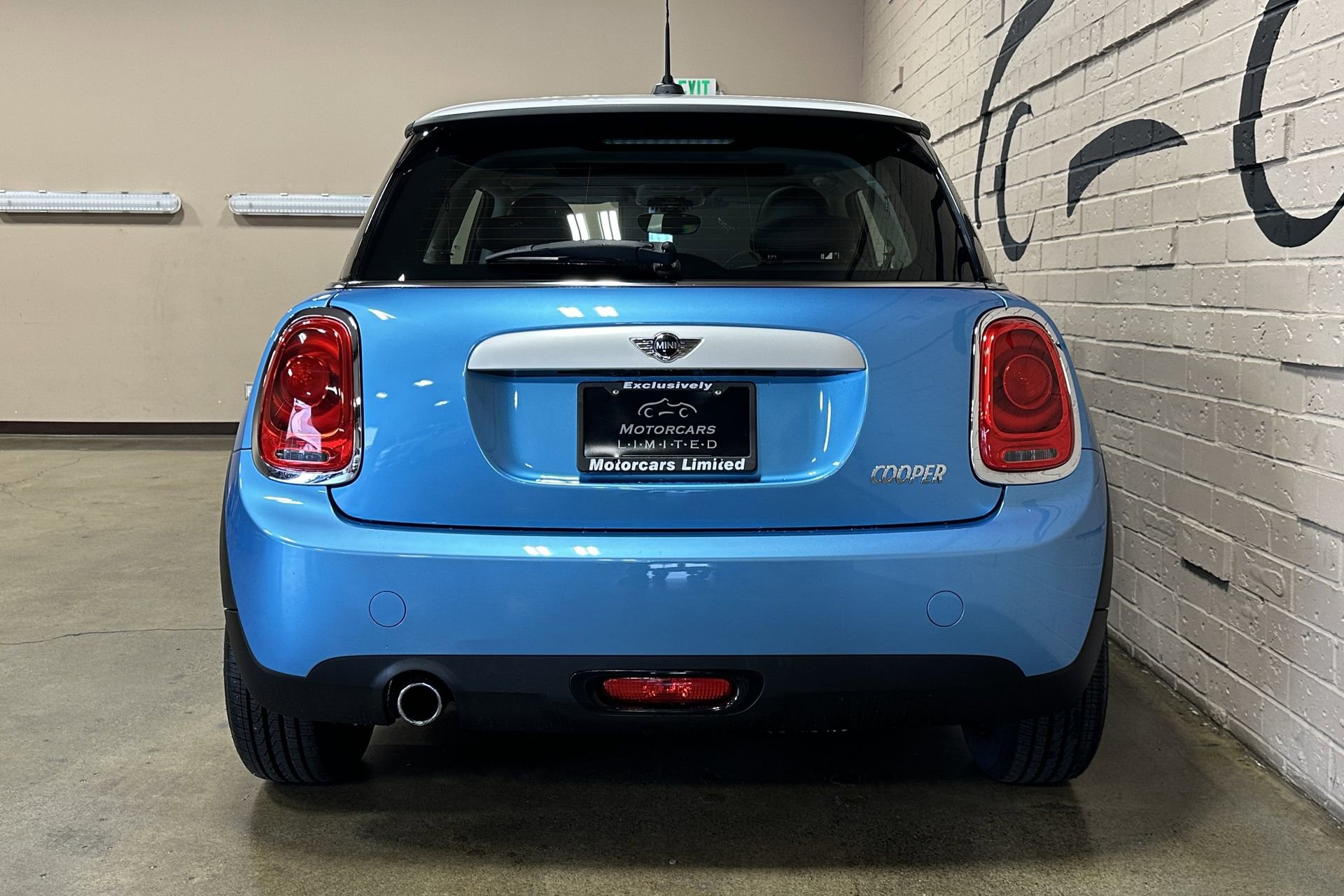 Used 2015 MINI Cooper 2-Door Hardtop FWD image 6