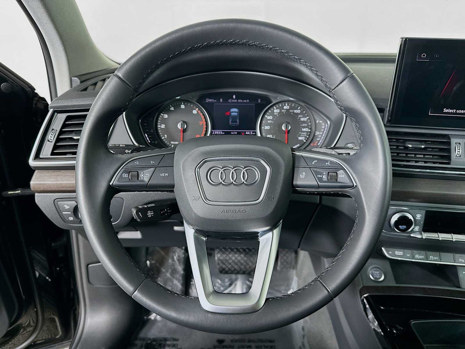 Certified 2023 Audi Q5 2.0T Premium w/ Convenience Package AWD/4WD image 11