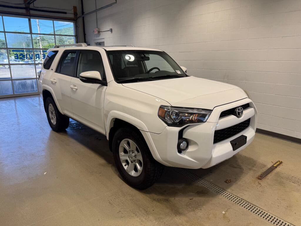 Used 2016 Toyota 4Runner SR5 Premium RWD image 5