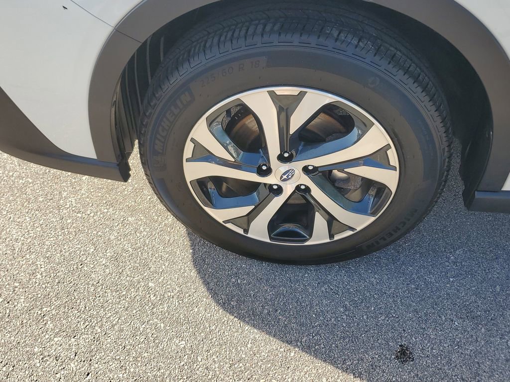 Used 2022 Subaru Outback Limited XT image 11