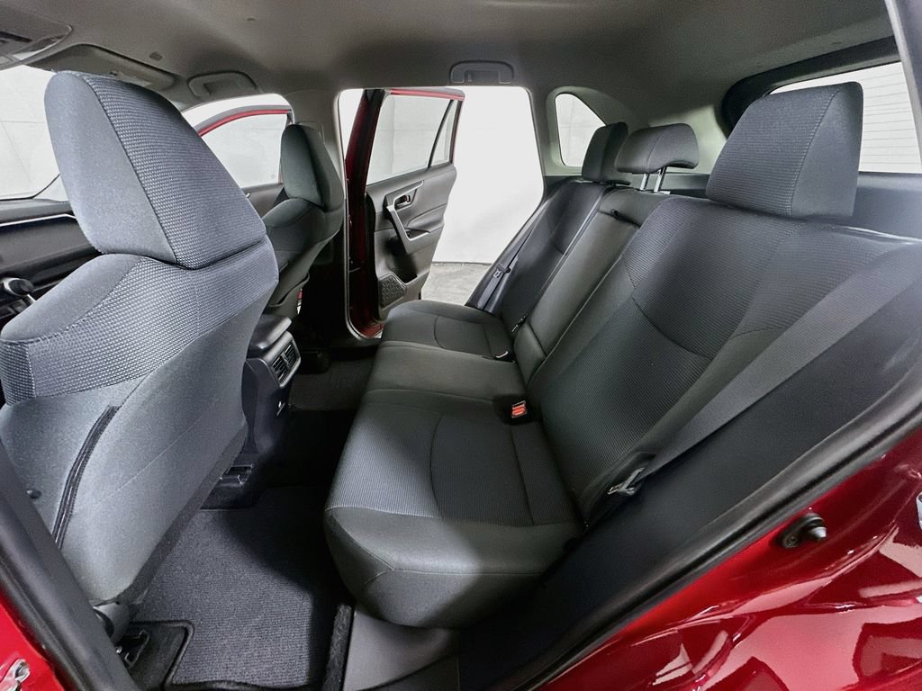 Used 2025 Toyota RAV4 LE FWD image 16