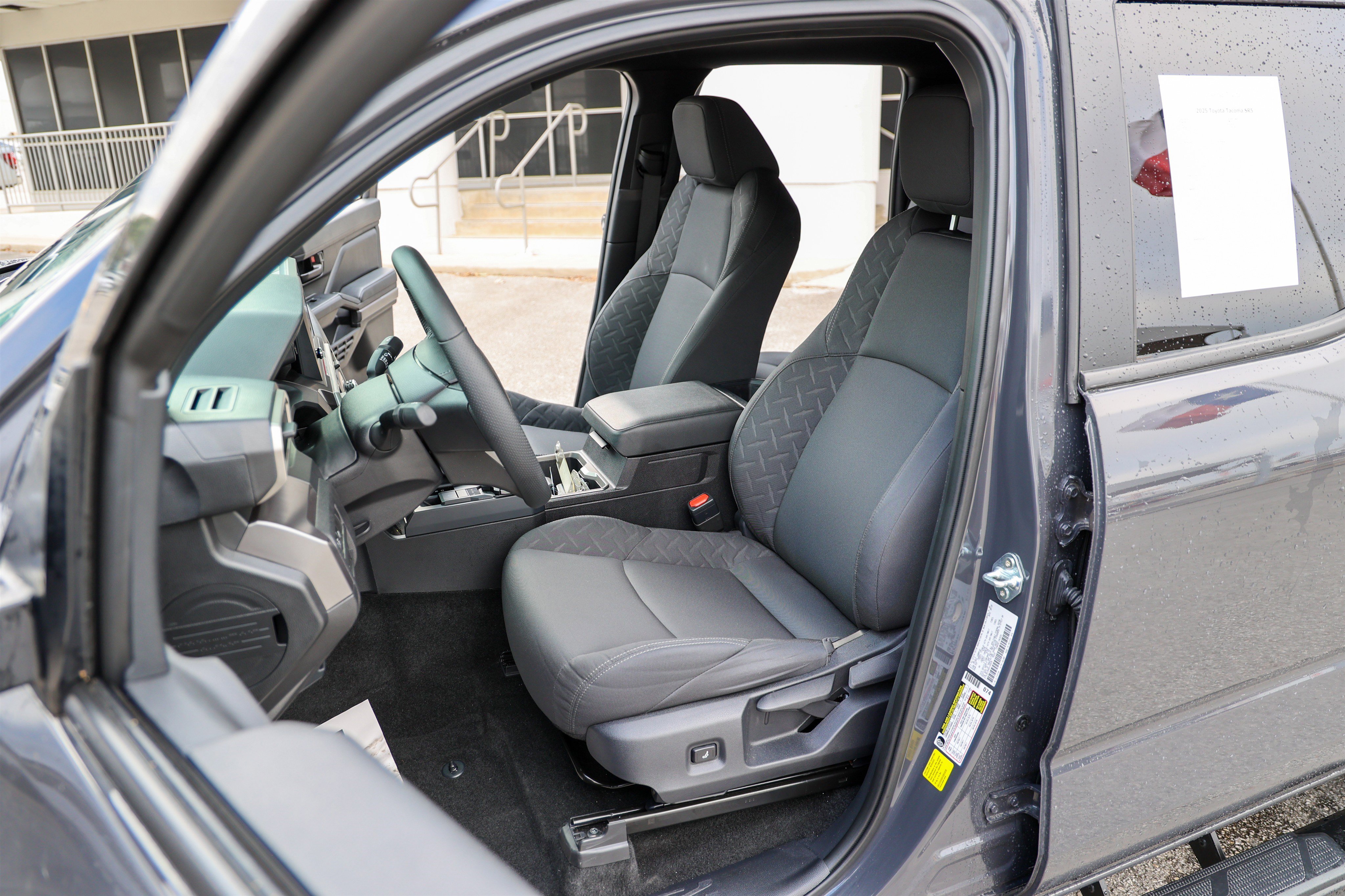 Certified 2025 Toyota Tacoma SR5 w/ SR5 Upgrade Package AWD/4WD image 35