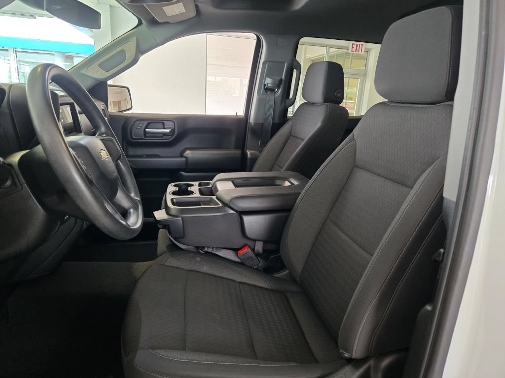 Certified 2023 Chevrolet Silverado 1500 Custom AWD/4WD image 19