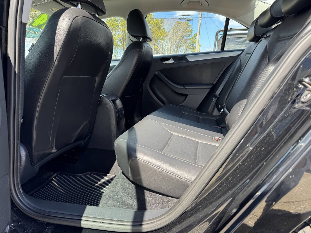 Used 2014 Volkswagen Jetta SE image 26