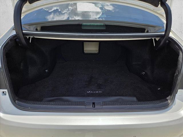 Used 2016 Lexus ES 350 w/ Premium Package w/Wood Trim FWD image 6