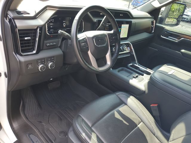 Used 2024 GMC Sierra 3500 Denali w/ Denali Reserve Package AWD/4WD image 6